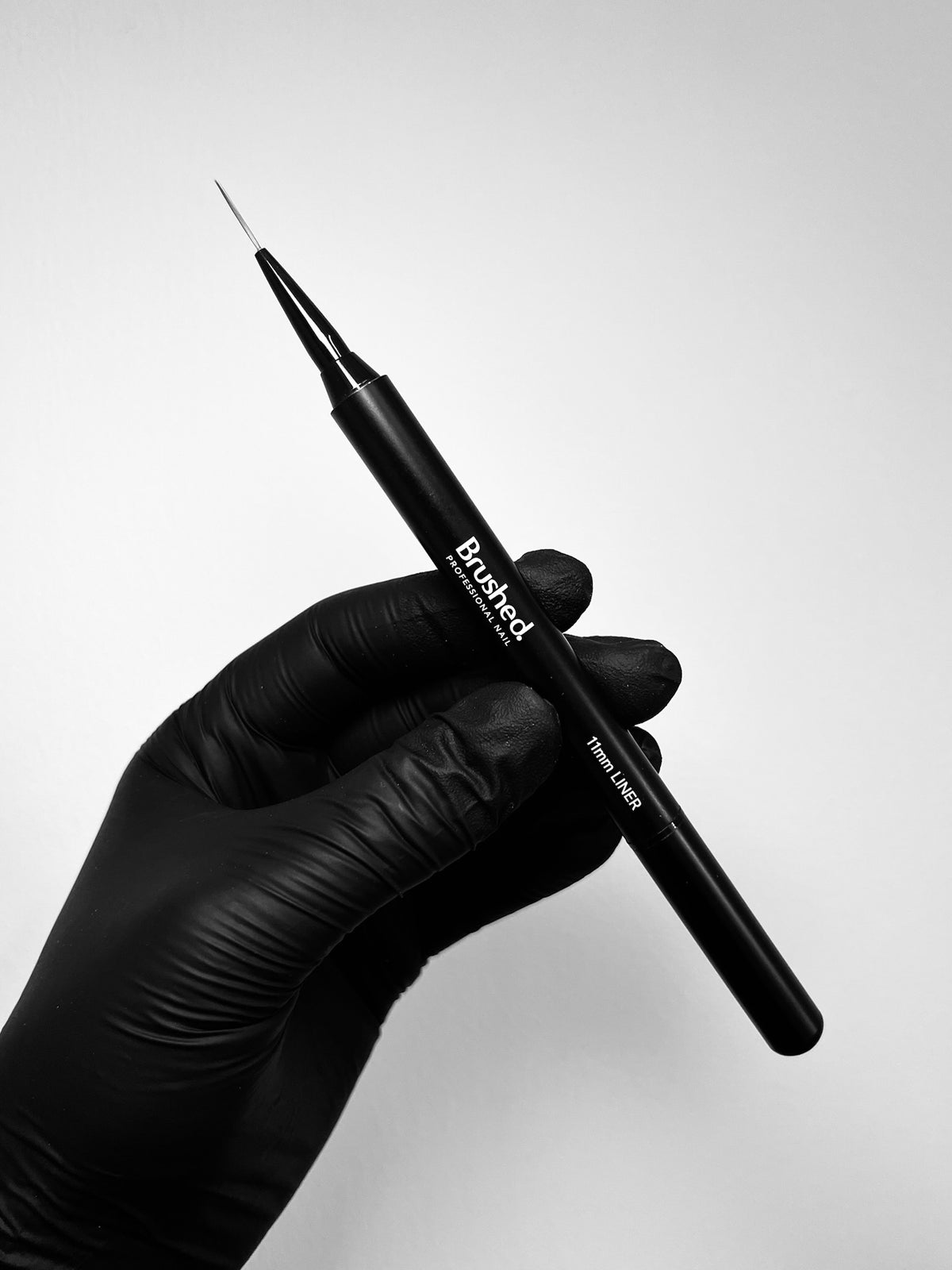 11mm Liner Brush